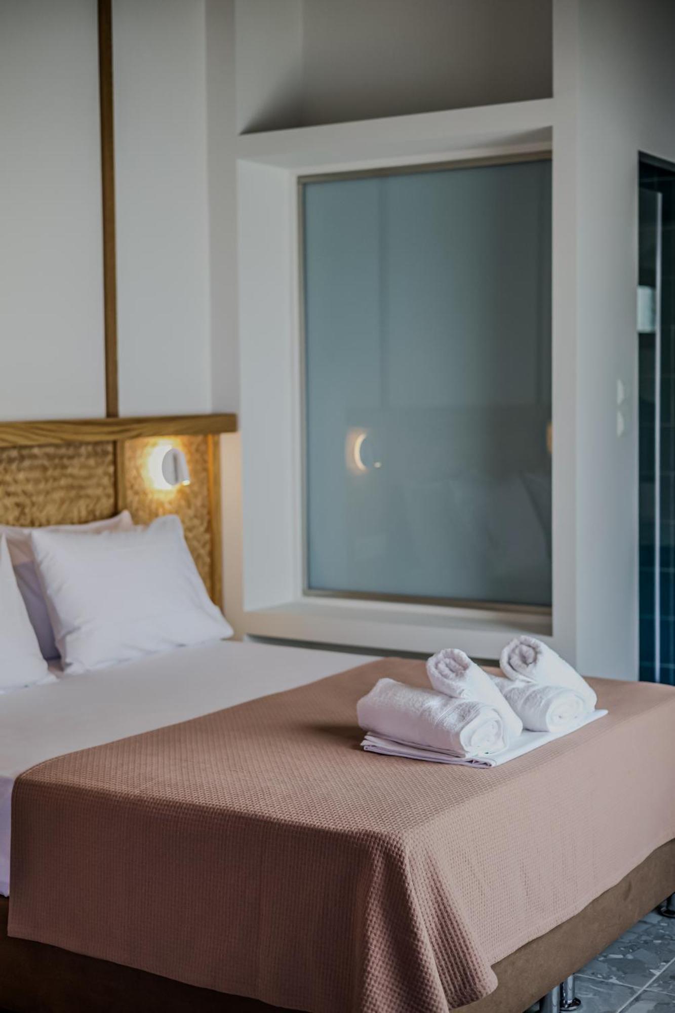Take Me Here With A Sea View By Salt Apartments Volos Exteriör bild